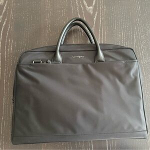 Samsonite Laptop Bag 17 Inch new without tag